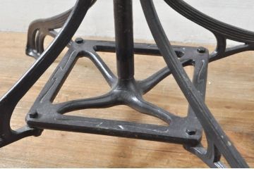 フランスアンティーク　ヨーロピアンな雰囲気漂う譜面台(譜面立、ミュージックスタンド、ブックレスト、書見台、メニュー立て、レシピ台)(R-076532)