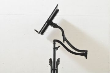 フランスアンティーク　ヨーロピアンな雰囲気漂う譜面台(譜面立、ミュージックスタンド、ブックレスト、書見台、メニュー立て、レシピ台)(R-076532)