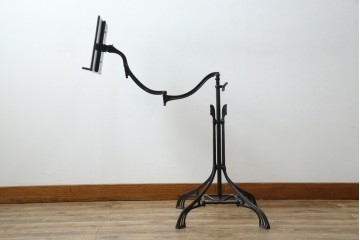 フランスアンティーク　ヨーロピアンな雰囲気漂う譜面台　(R-076532)