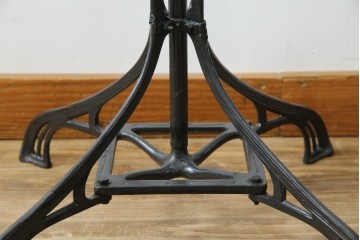 フランスアンティーク　ヨーロピアンな雰囲気漂う譜面台　(R-076532)