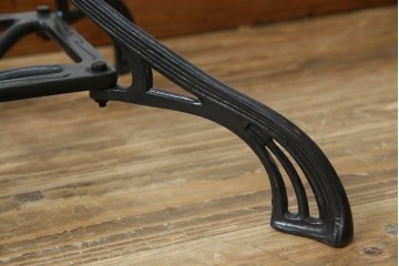 フランスアンティーク　ヨーロピアンな雰囲気漂う譜面台　(R-076532)