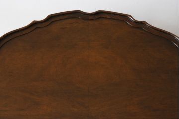 イギリスアンティーク　マホガニー材　クラシカルな佇まいが目を惹くサイドテーブル(ラウンドテーブル、丸テーブル、コーヒーテーブル、カフェテーブル、英国)(R-076533)