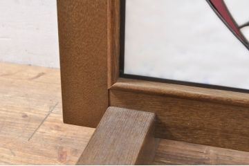 中古　コンテンポラリー風のデザインが目を惹くステンドグラスパーテーション(衝立て、衝い立て、つい立て、間仕切り)(R-076541)