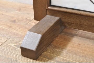 中古　コンテンポラリー風のデザインが目を惹くステンドグラスパーテーション(衝立て、衝い立て、つい立て、間仕切り)(R-076541)