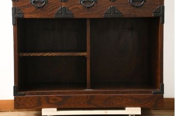 中古　美品　国産職人手作り　前面欅(ケヤキ)材玉杢　和の空間づくりにおすすめの重ね戸棚(食器棚、収納棚、キャビネット)(R-076554)