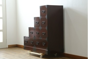 中古　美品　田中家具　二本松箪笥　上質な和の雰囲気漂う階段箪笥　定価約41万円　(R-076559)