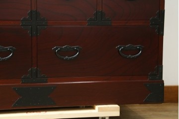 中古　美品　田中家具　二本松箪笥　上質な和の雰囲気漂う階段箪笥　定価約41万円　(R-076559)