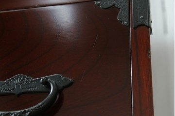 中古　美品　田中家具　二本松箪笥　上質な和の雰囲気漂う階段箪笥　定価約41万円　(R-076559)