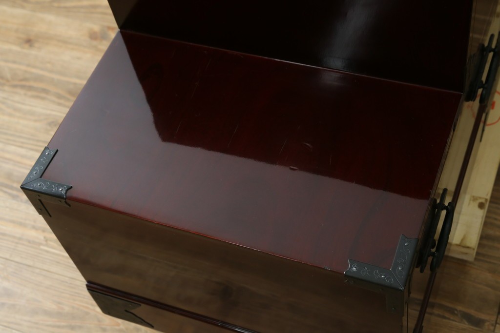 中古　美品　田中家具　二本松箪笥　上質な和の雰囲気漂う階段箪笥　定価約41万円　(R-076559)