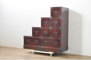中古　美品　田中家具　二本松箪笥　上質な和の雰囲気漂う階段箪笥(収納箪笥、整理箪笥、和タンス、引き出し)(定価約41万円)(R-076559)