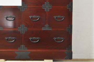 中古　美品　田中家具　二本松箪笥　上質な和の雰囲気漂う階段箪笥(収納箪笥、整理箪笥、和タンス、引き出し)(定価約41万円)(R-076559)