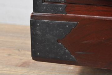 中古　美品　田中家具　二本松箪笥　上質な和の雰囲気漂う階段箪笥(収納箪笥、整理箪笥、和タンス、引き出し)(定価約41万円)(R-076559)