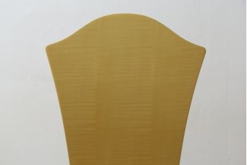 中古　美品　IDC大塚家具取り扱い　松創　MARINE(マリーン)　スタイリッシュなデザインが目を惹くダイニングチェア4脚セット(椅子、イス)(定価4脚で約60万円)(R-076562)