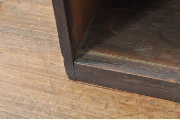和製アンティーク　時代の流れを感じる佇まいが魅力的な倹飩(けんどん)戸付き収納棚(靴箱、下駄箱、花台、飾り台)(R-076571)