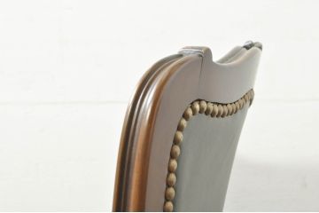中古　カリモク家具(karimoku)　domani(ドマーニ)　Louis(ルイ)XVシリーズ　本革(レザー)　シックでクラシカルな雰囲気漂うダイニングチェア4脚セット(椅子、イス)(定価4脚で約200万円)(R-076576)