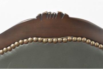 中古　カリモク家具(karimoku)　domani(ドマーニ)　Louis(ルイ)XVシリーズ　本革(レザー)　シックでクラシカルな雰囲気漂うダイニングチェア4脚セット(椅子、イス)(定価4脚で約200万円)(R-076576)