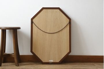 中古　美品　maruni(マルニ木工)　シンプルなデザインで取り入れやすいミラー(ウォールミラー、壁掛け鏡、店舗什器)(R-076580)