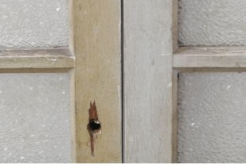 アンティーク建具　ペイント仕上げ限定　ダイヤガラス入り　横桟ペイントガラス窓2枚セット(引き戸、ガラス戸)(R-076586)