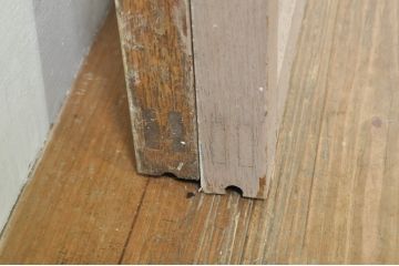 アンティーク建具　ペイント仕上げ限定　ダイヤガラス入り　横桟ペイントガラス窓2枚セット(引き戸、ガラス戸)(R-076587)