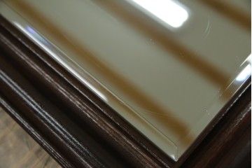 中古　松本民芸家具　シックな佇まいが魅力的なA型置き鏡　定価約14万3千円　(R-076589)