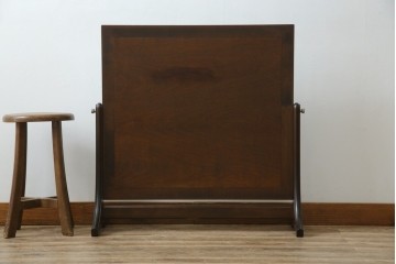 中古　松本民芸家具　シックな佇まいが魅力的なA型置き鏡　定価約14万3千円　(R-076589)