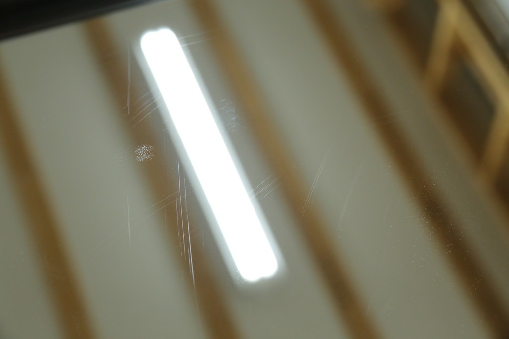 中古　松本民芸家具　シックな佇まいが魅力的なA型置き鏡　定価約14万3千円　(R-076589)