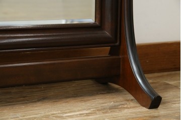 中古　松本民芸家具　シックな佇まいが魅力的なA型置き鏡　定価約14万3千円　(R-076589)