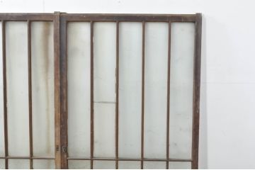 アンティーク建具　レトロ空間におすすめな縦格子のガラス窓3枚セット(引き戸、ガラス戸)(R-076592)