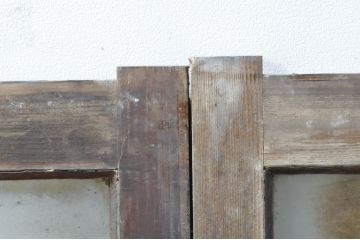 アンティーク建具　レトロ空間におすすめな縦格子のガラス窓3枚セット(引き戸、ガラス戸)(R-076592)