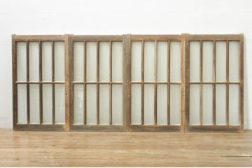 アンティーク建具　レトロな空間作りにおすすめなガラス窓4枚セット(引き戸、ガラス戸)(R-076597)