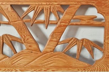 アンティーク建具　和の空間を演出する松と竹デザインの彫刻欄間1枚(明り取り、明かり取り、ランマ)(R-076600)