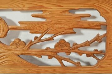 アンティーク建具　和の空間を演出する竹と梅デザインの彫刻欄間1枚(明り取り、明かり取り、ランマ)(R-076601)