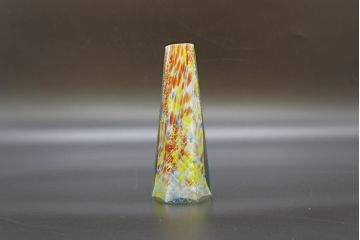 昭和レトロ　戦前　大正　置くだけでお部屋のアクセントになる古いマーブルガラス花瓶2個セット(六角、一輪挿し、花入、花器、硝子)(R-076609)