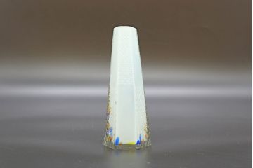 昭和レトロ　戦前　大正　置くだけでお部屋のアクセントになる古いマーブルガラス花瓶2個セット(六角、一輪挿し、花入、花器、硝子)(R-076621)