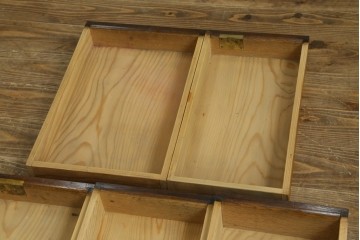 和製アンティーク　ナラ材　上手物の高級品!埋め込み取っ手など凝った造りの片袖机　(R-076625)