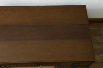 和製アンティーク　ナラ材　上手物の高級品!埋め込み取っ手など凝った造りの片袖机　(R-076625)