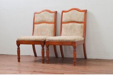 中古　横浜ダニエル(daniel)　LD(エルディー)シリーズ　A-543　品のある佇まいが素敵なチェア2脚セット(ダイニングチェア、椅子、バラ売り可能)(定価2脚で約50万円)(R-076628)