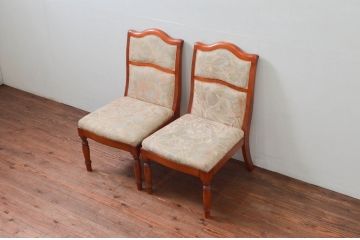 中古　横浜ダニエル(daniel)　LD(エルディー)シリーズ　A-543　品のある佇まいが素敵なチェア2脚セット(ダイニングチェア、椅子、バラ売り可能)(定価2脚で約50万円)(R-076628)