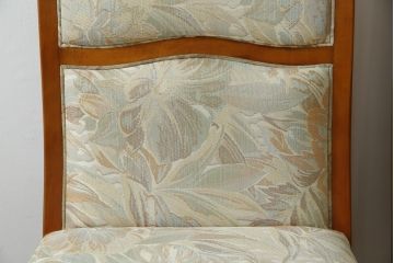 中古　横浜ダニエル(daniel)　LD(エルディー)シリーズ　A-543　品のある佇まいが素敵なチェア2脚セット(ダイニングチェア、椅子、バラ売り可能)(定価2脚で約50万円)(R-076628)