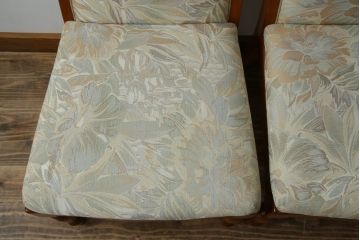 中古　横浜ダニエル(daniel)　LD(エルディー)シリーズ　A-543　品のある佇まいが素敵なチェア2脚セット(ダイニングチェア、椅子、バラ売り可能)(定価2脚で約50万円)(R-076628)