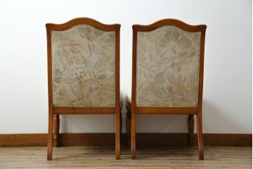 中古　横浜ダニエル(daniel)　LD(エルディー)シリーズ　A-543　品のある佇まいが素敵なチェア2脚セット(ダイニングチェア、椅子、バラ売り可能)(定価2脚で約50万円)(R-076628)