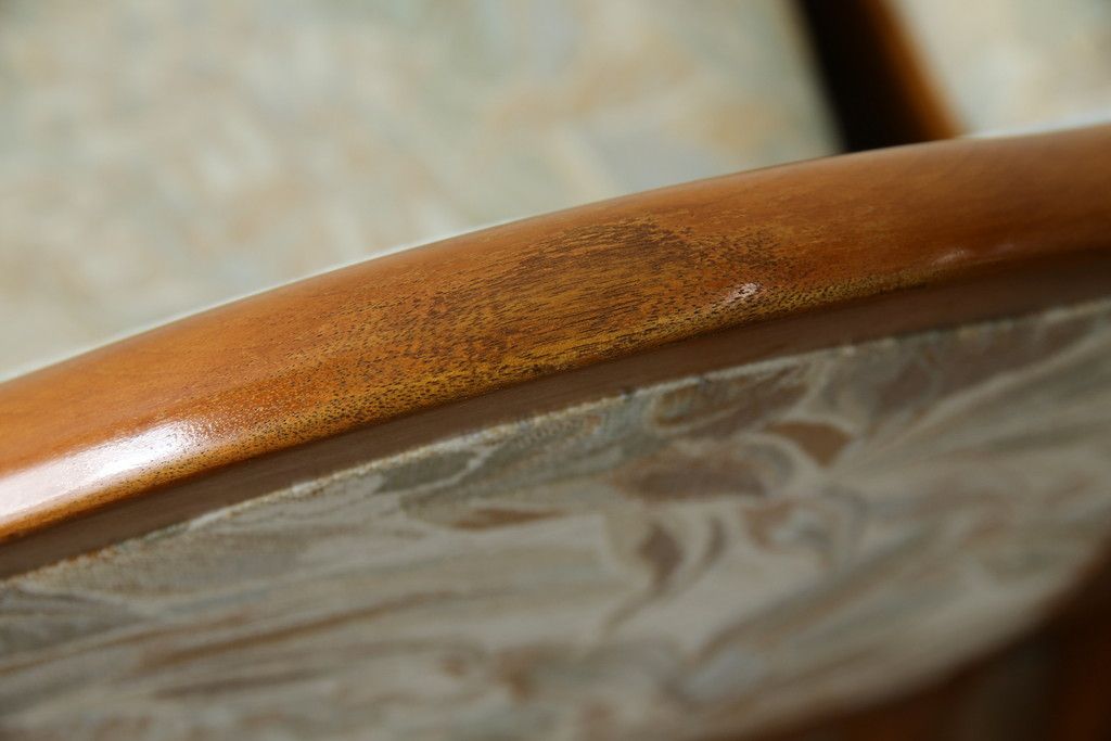 中古　横浜ダニエル(daniel)　LD(エルディー)シリーズ　A-543　品のある佇まいが素敵なチェア2脚セット(ダイニングチェア、椅子、バラ売り可能)(定価2脚で約50万円)(R-076628)