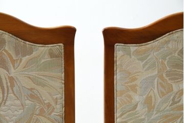 中古　横浜ダニエル(daniel)　LD(エルディー)シリーズ　A-543　品のある佇まいが素敵なチェア2脚セット(ダイニングチェア、椅子、バラ売り可能)(定価2脚で約50万円)(R-076628)