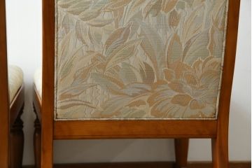 中古　横浜ダニエル(daniel)　LD(エルディー)シリーズ　A-543　品のある佇まいが素敵なチェア2脚セット(ダイニングチェア、椅子、バラ売り可能)(定価2脚で約50万円)(R-076628)