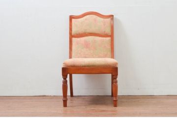 中古　横浜ダニエル(daniel)　LD(エルディー)シリーズ　A-543　品のある佇まいが素敵なチェア(ダイニングチェア、椅子)(定価約25万円)(R-076629)
