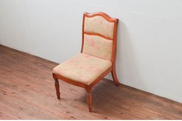 中古　横浜ダニエル(daniel)　LD(エルディー)シリーズ　A-543　品のある佇まいが素敵なチェア(ダイニングチェア、椅子)(定価約25万円)(R-076629)