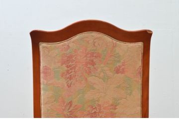 中古　横浜ダニエル(daniel)　LD(エルディー)シリーズ　A-543　品のある佇まいが素敵なチェア(ダイニングチェア、椅子)(定価約25万円)(R-076629)