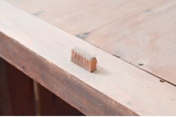 和製アンティーク　古き良き趣を感じさせるシンプルな引き出し付き飾り棚(収納棚、食器棚、キャビネット)(R-076637)
