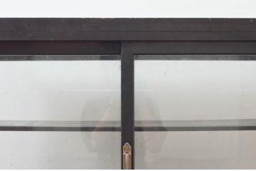 和製アンティーク　両面引き戸　タバコ屋　昔懐かしい雰囲気漂うガラスケース(たばこ、煙草、Gケース、ショーケース、飾り棚、陳列棚、店舗什器)(R-076641)