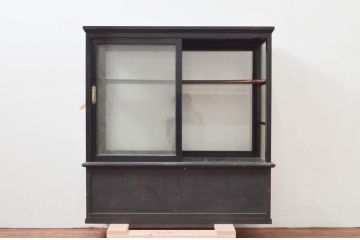 和製アンティーク　両面引き戸　タバコ屋　昔懐かしい雰囲気漂うガラスケース(たばこ、煙草、Gケース、ショーケース、飾り棚、陳列棚、店舗什器)(R-076641)